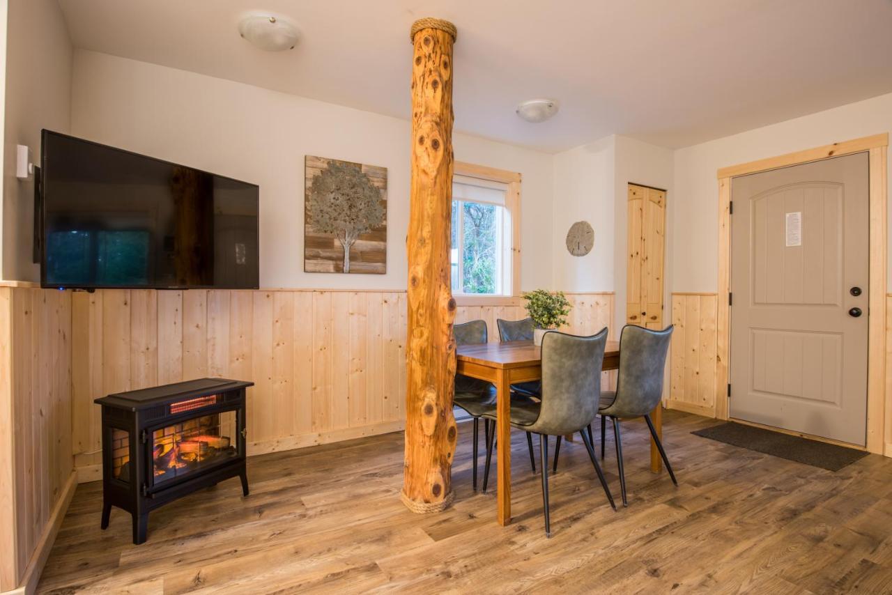 Cabins West Ucluelet Exterior photo